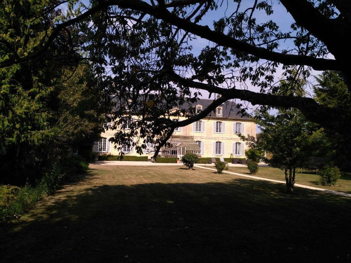 Chateau Les Cedres Frühstückspension Bretteville-l'Orgueilleuse